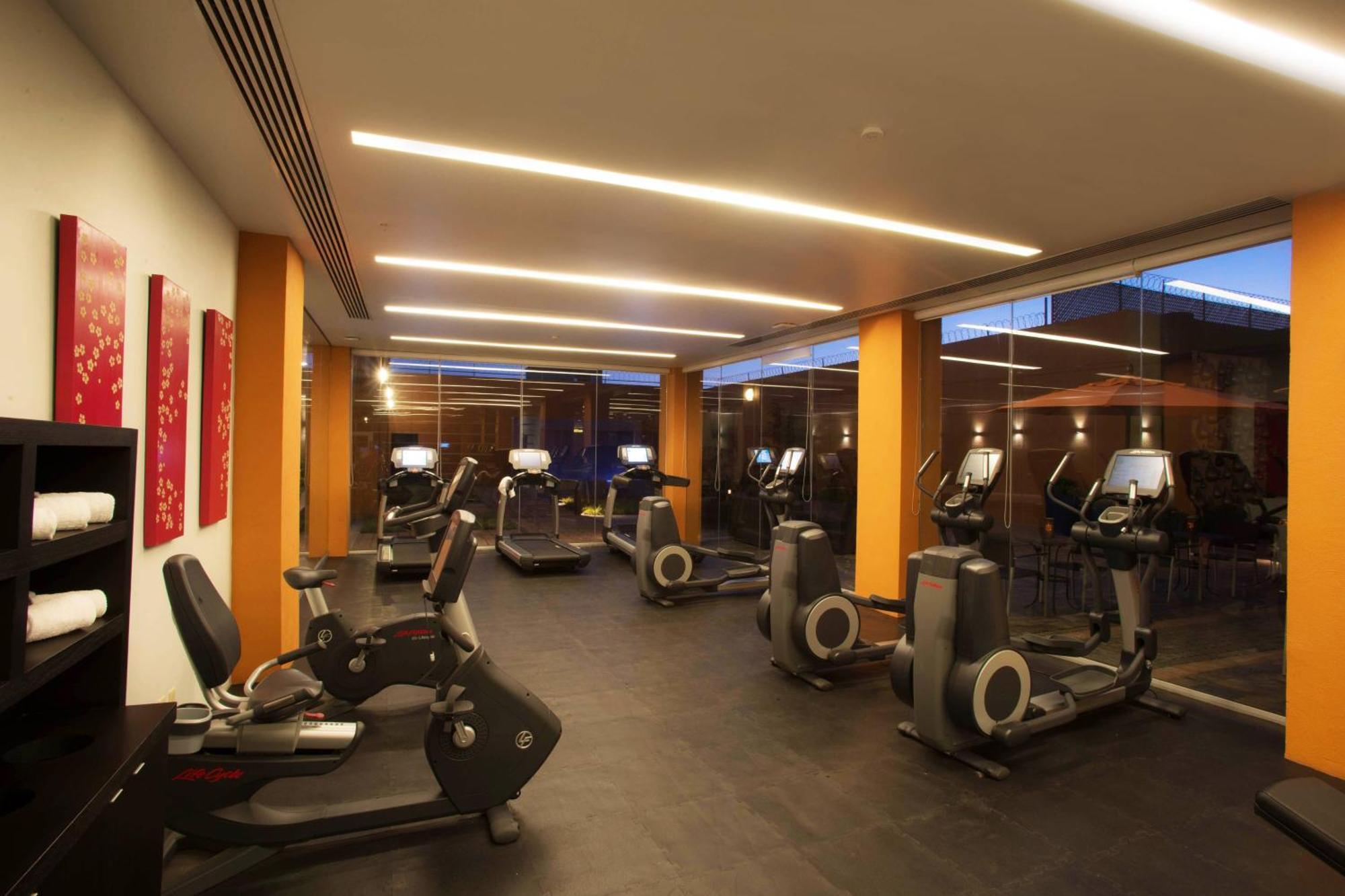 Courtyard Toluca Tollocan Экстерьер фото