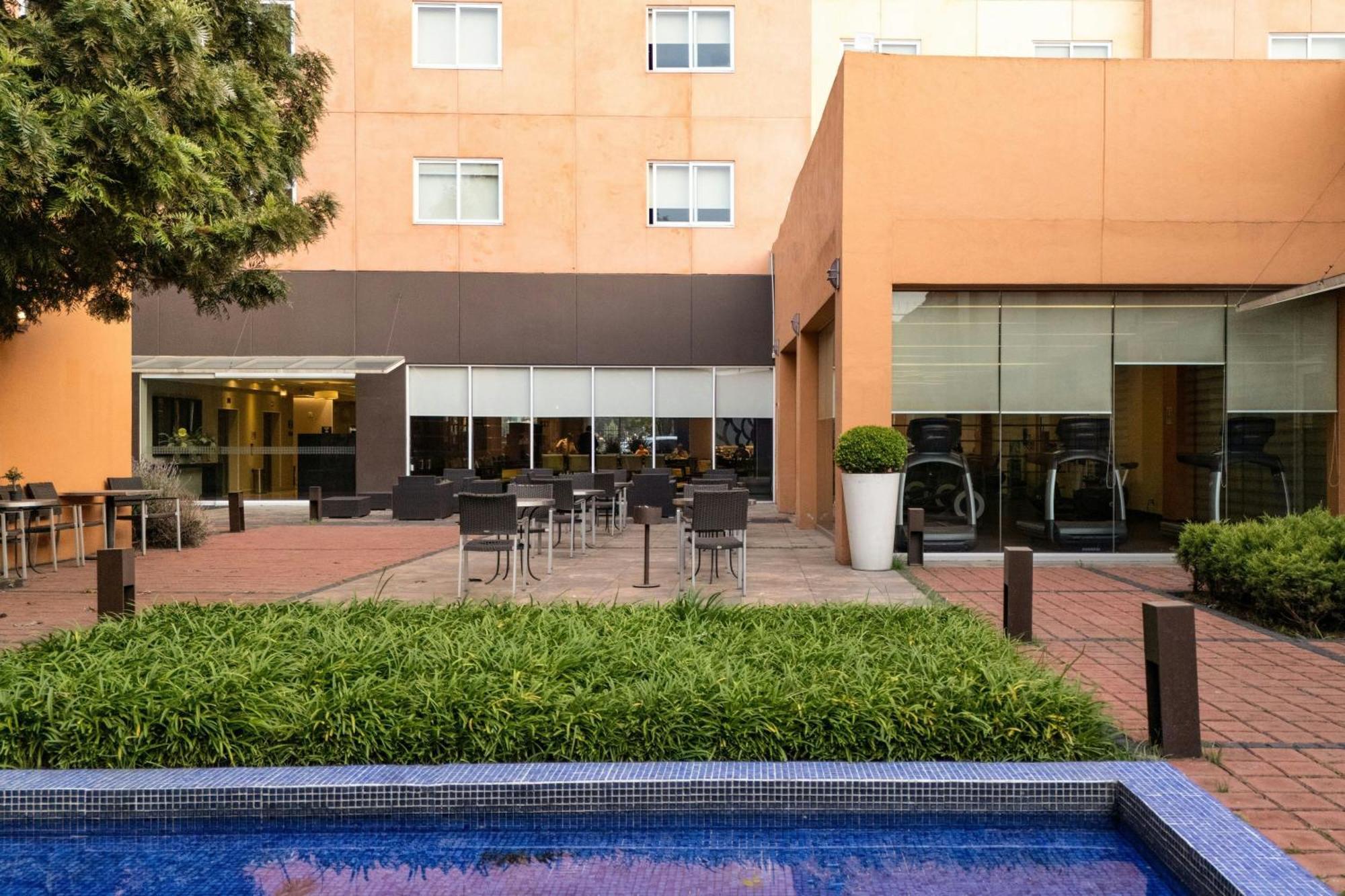 Courtyard Toluca Tollocan Экстерьер фото