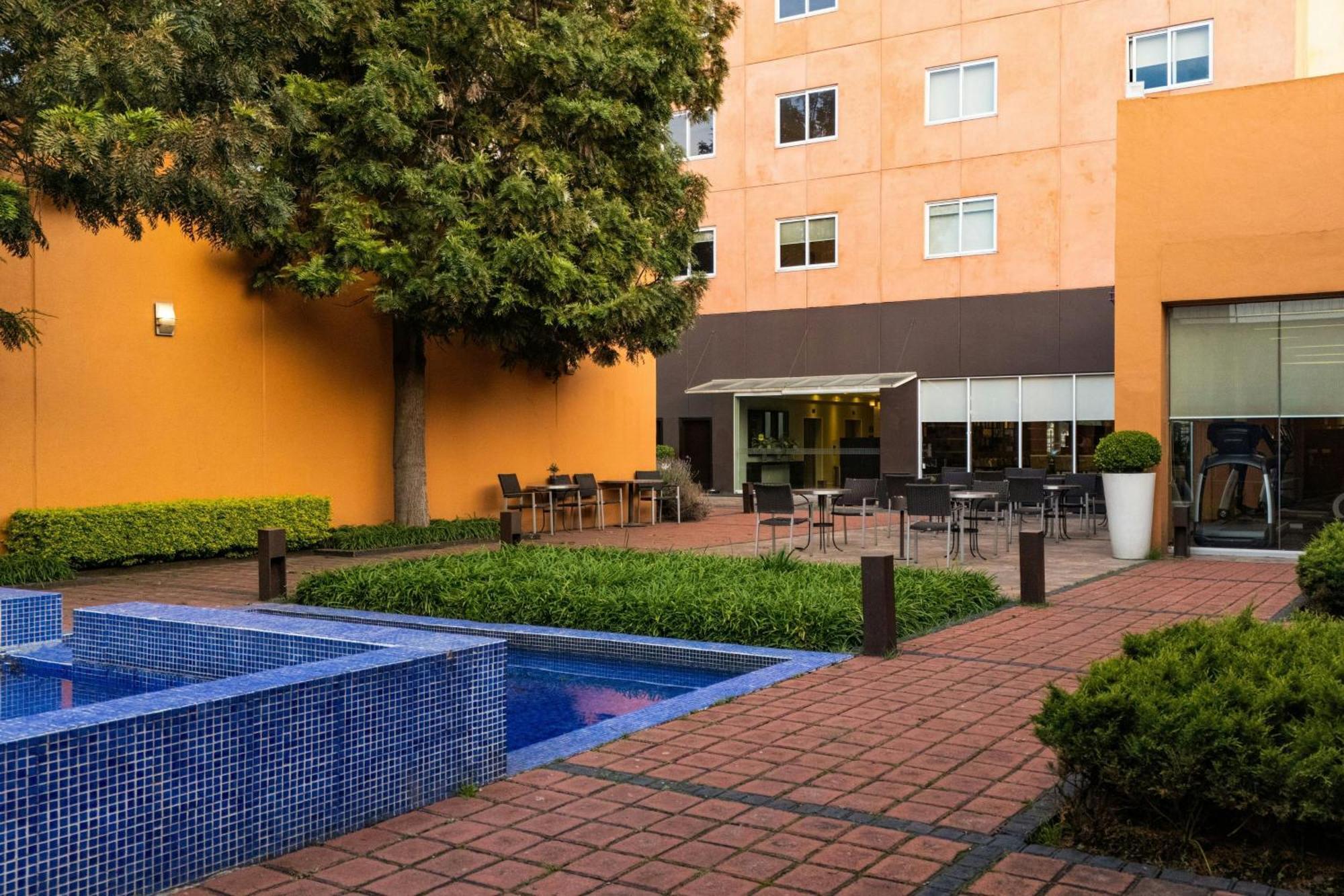 Courtyard Toluca Tollocan Экстерьер фото